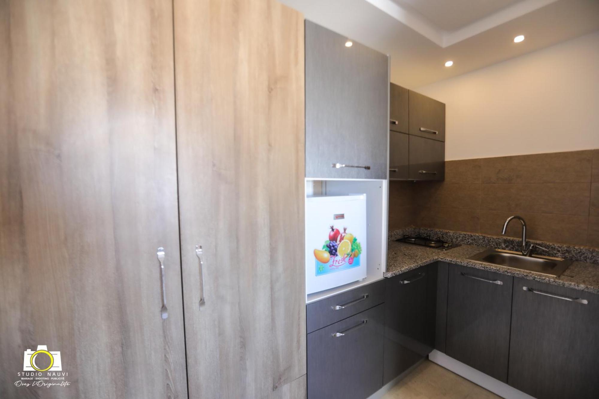 Immeuble Gazbar Lägenhet Gabès Exteriör bild